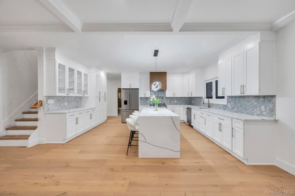 Photo of 472 Farmranch Road E, Bethpage, NY 11714 (MLS # 955687)