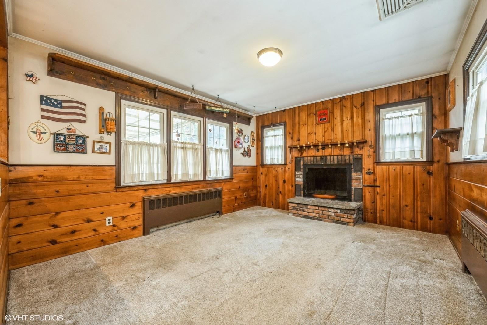 1492 Poulson Street, Wantagh, New York image 12
