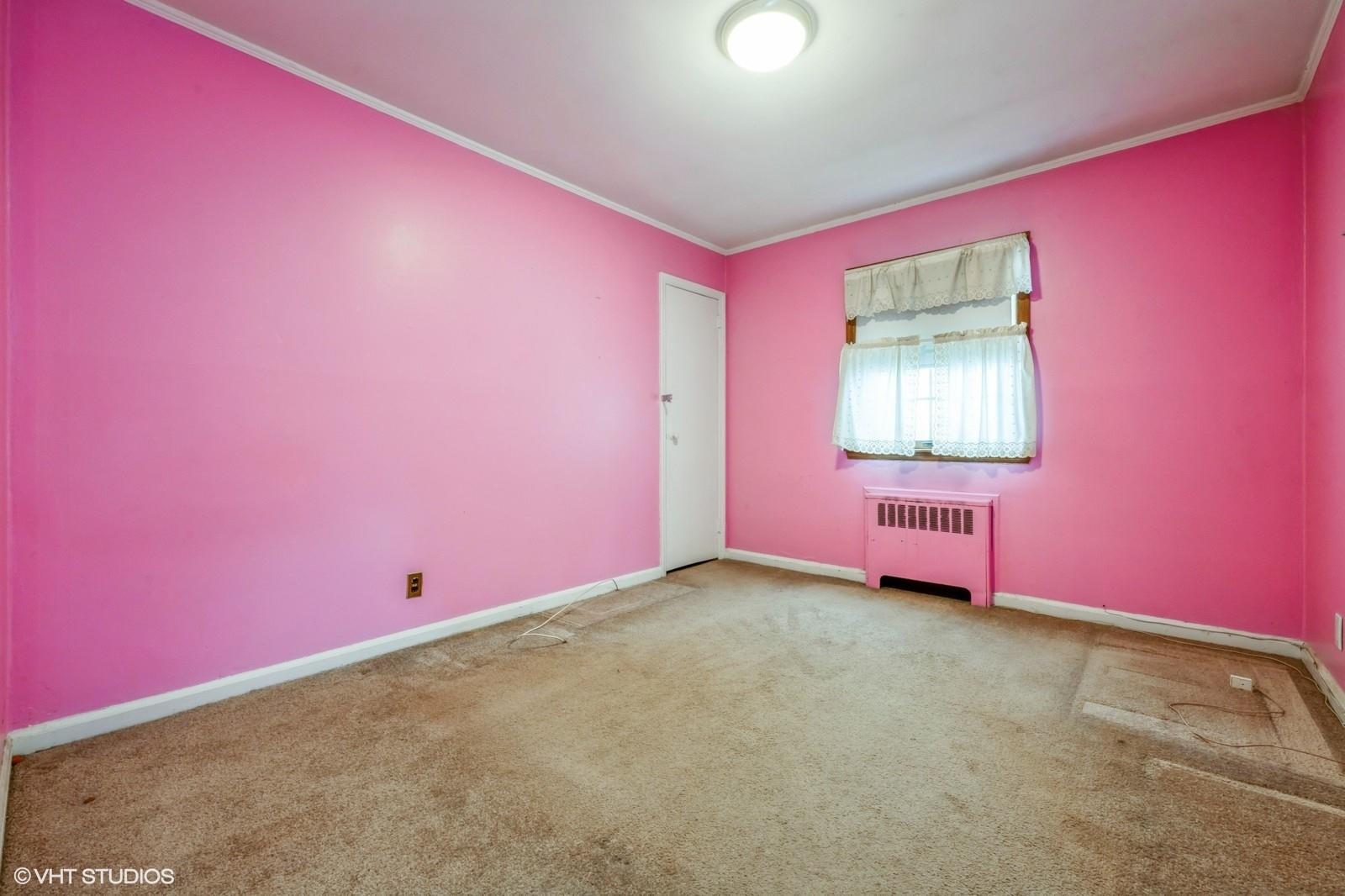 1492 Poulson Street, Wantagh, New York image 19