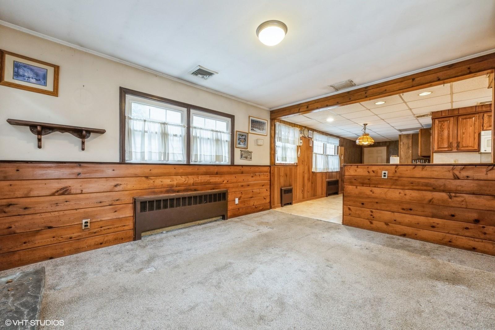 1492 Poulson Street, Wantagh, New York image 13