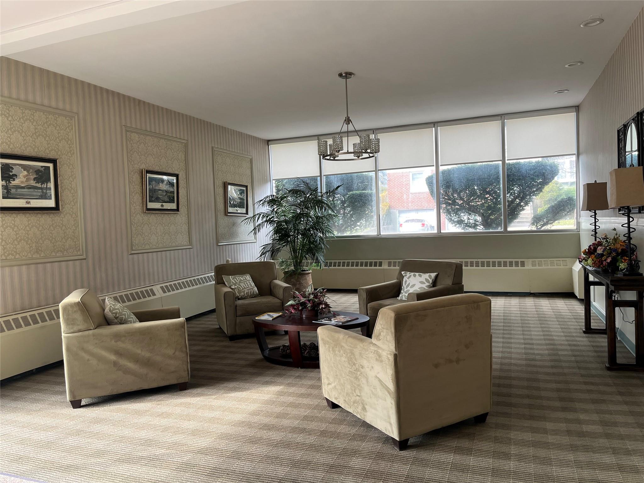 60 Hempstead Ave Ave #3 J, Lynbrook, New York image 3