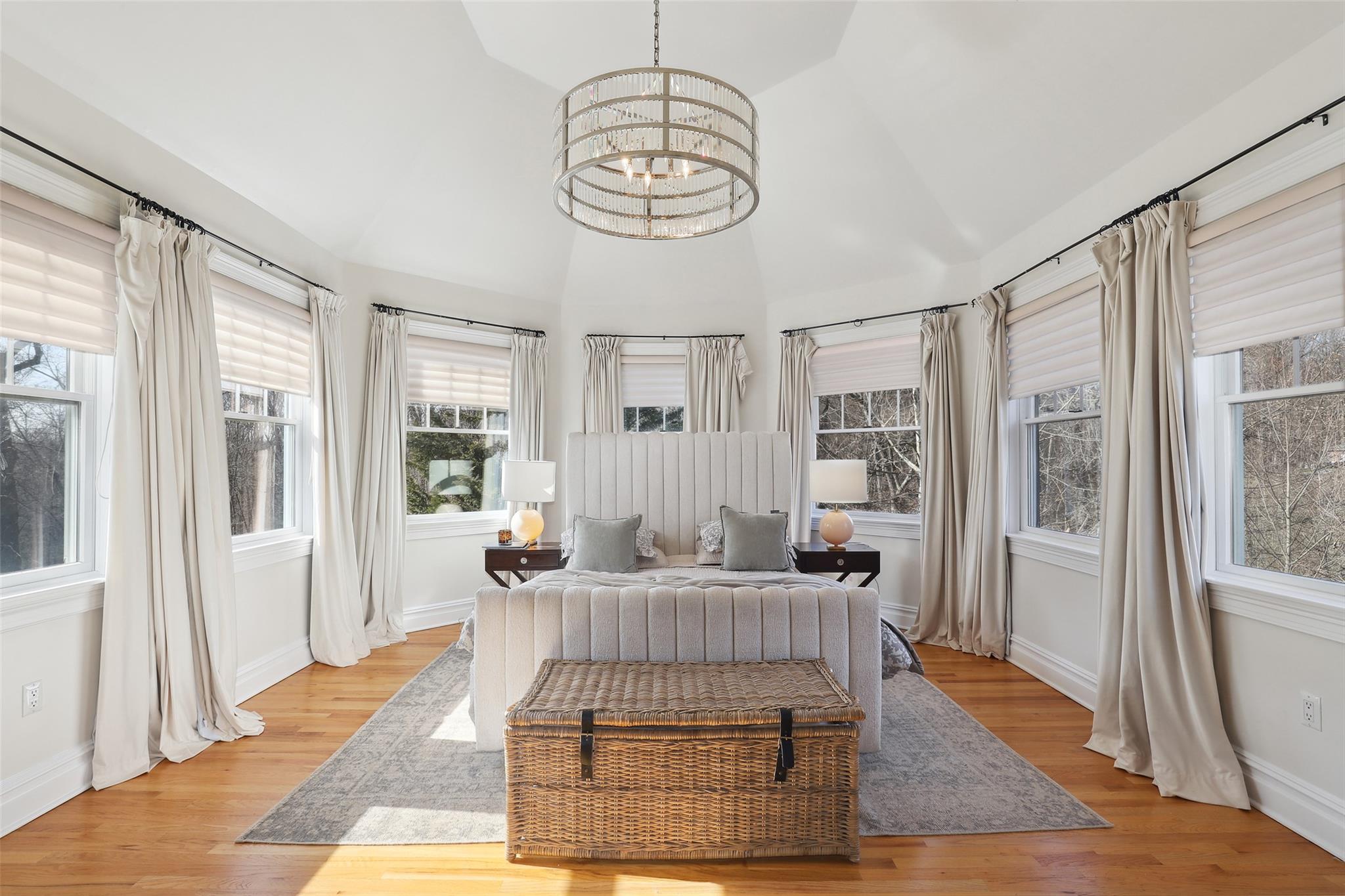 15 Oak Valley Lane, Purchase, New York image 20