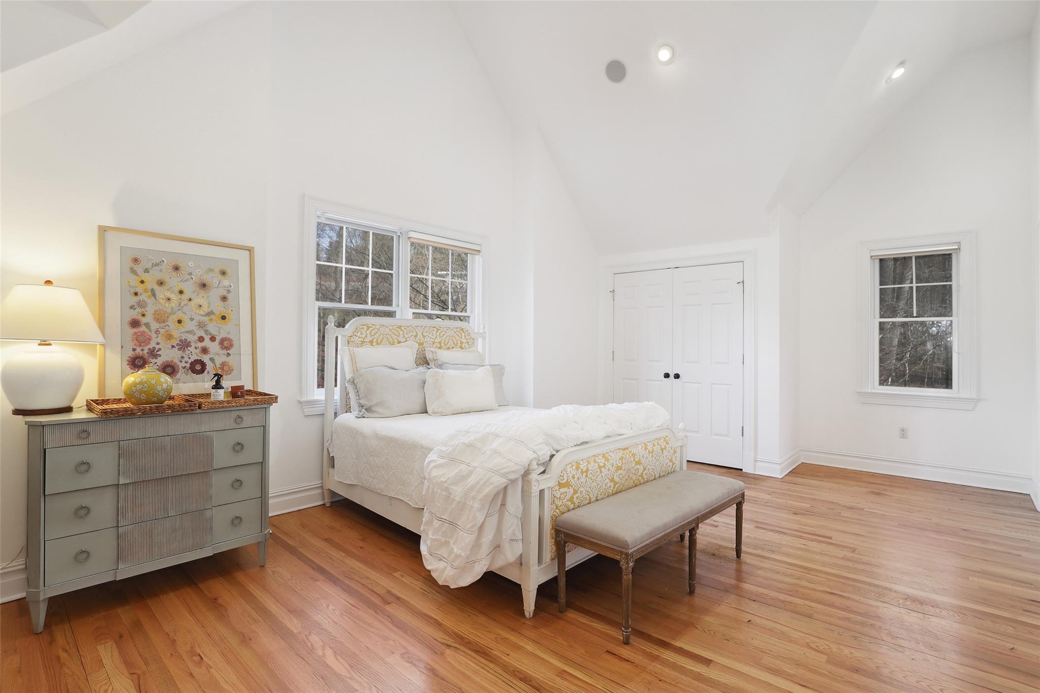 15 Oak Valley Lane, Purchase, New York image 23