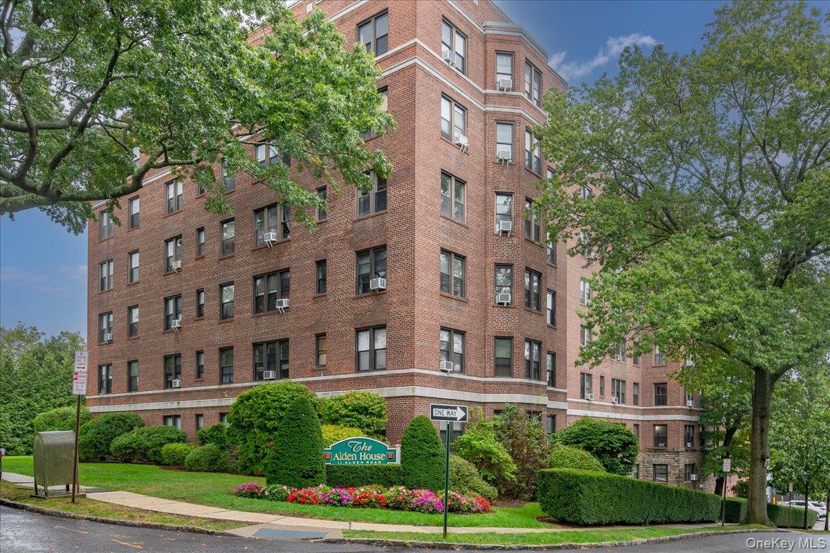 11 Alden Road 2N