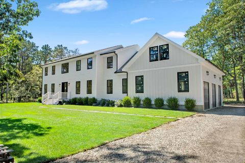 95 N Summit Boulevard Westhampton NY 11977