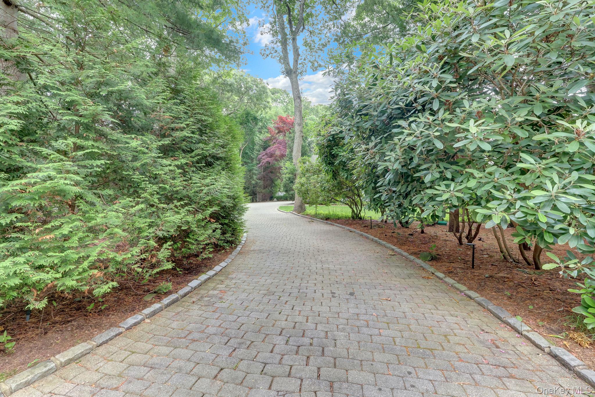 9 Plume Grass Way