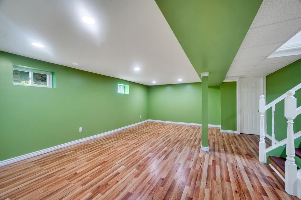 23 Dale Avenue, Hempstead, New York image 25