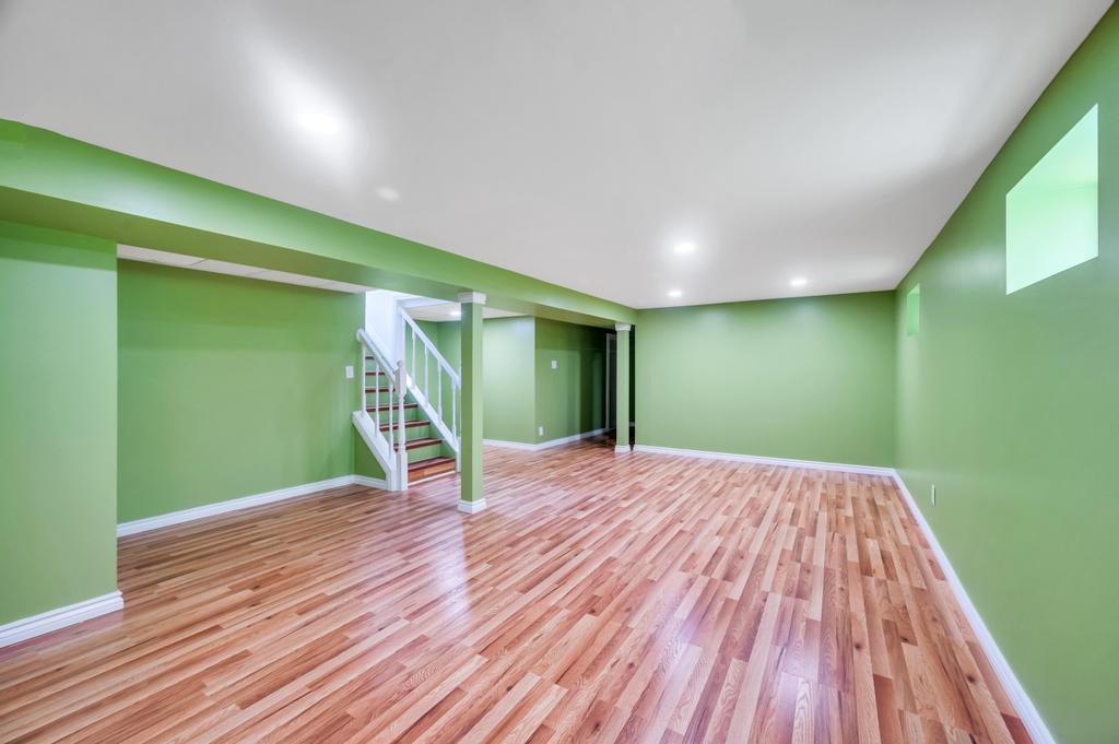 23 Dale Avenue, Hempstead, New York image 24