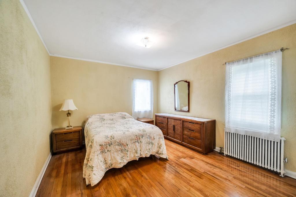 23 Dale Avenue, Hempstead, New York image 18