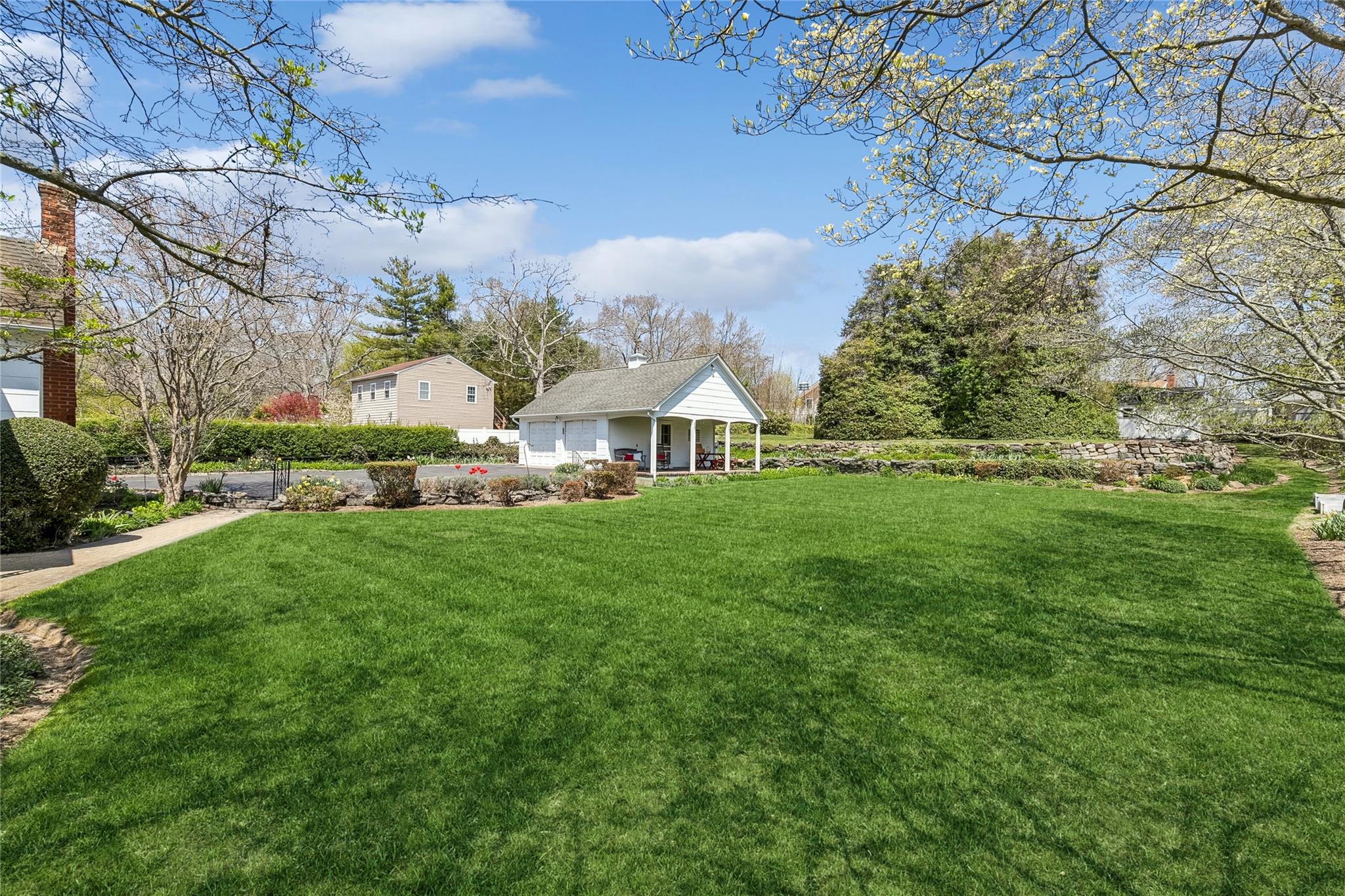 1440 Roanoke Avenue, Riverhead, New York image 12