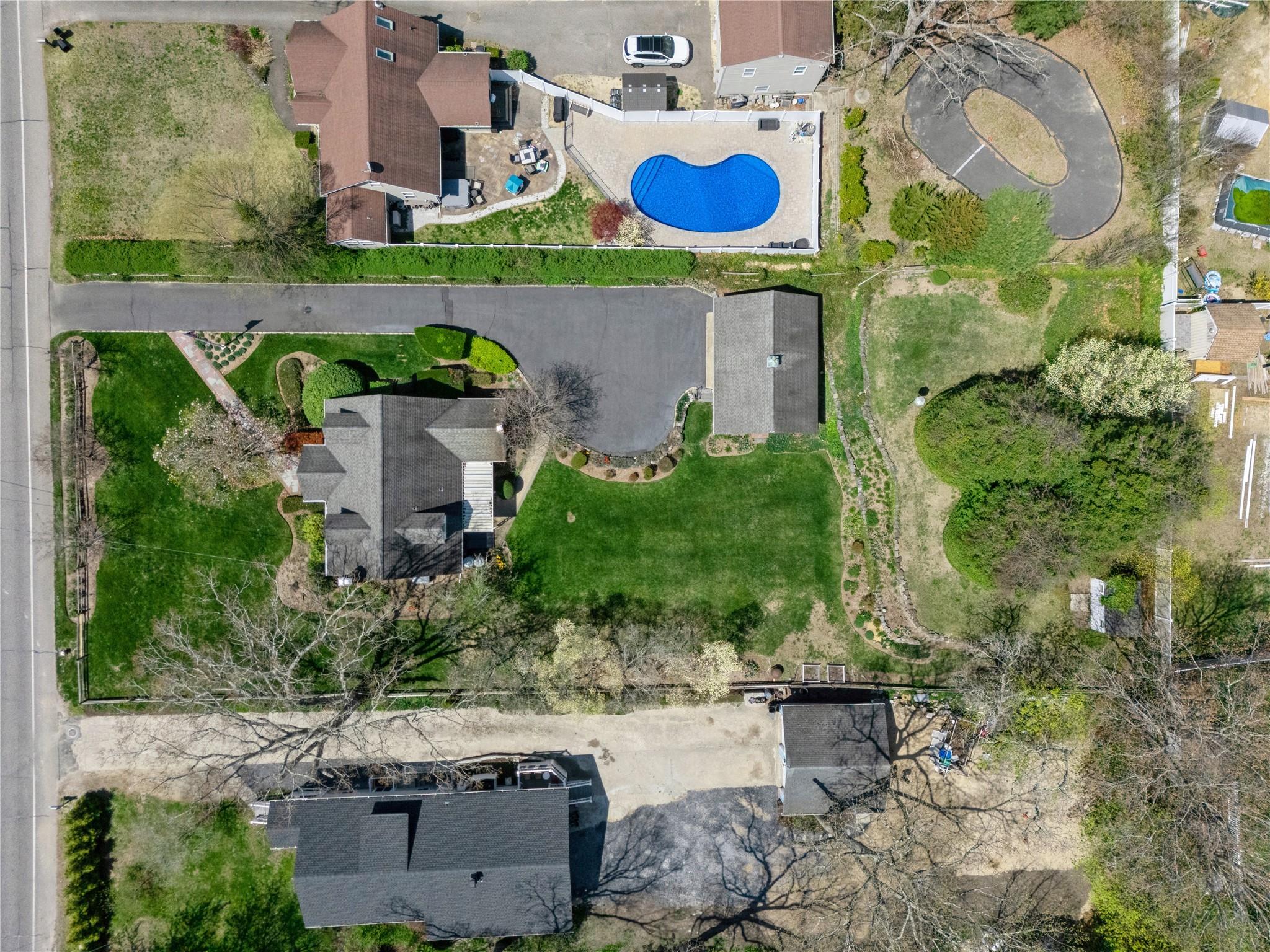 1440 Roanoke Avenue, Riverhead, New York image 43