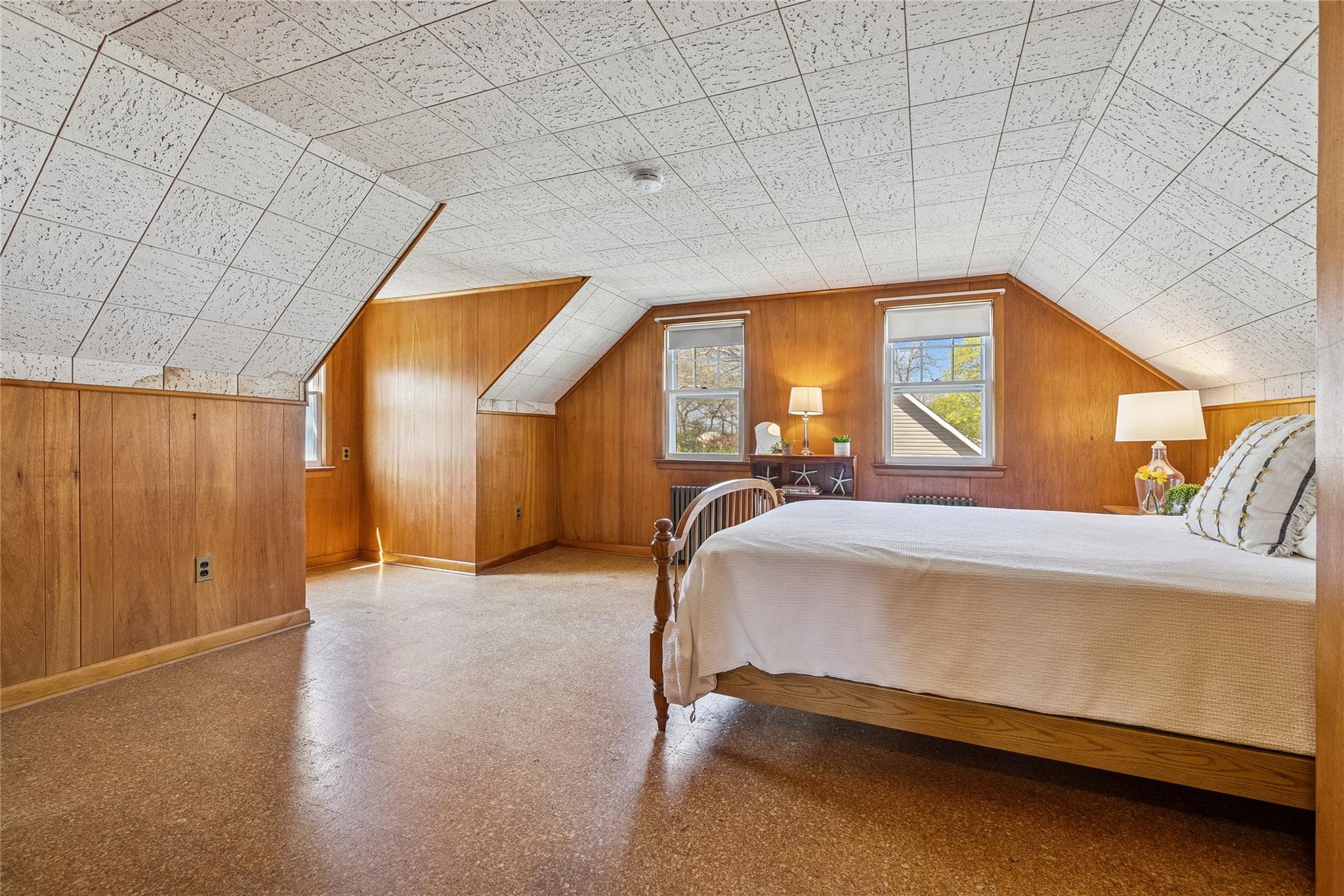 1440 Roanoke Avenue, Riverhead, New York image 31