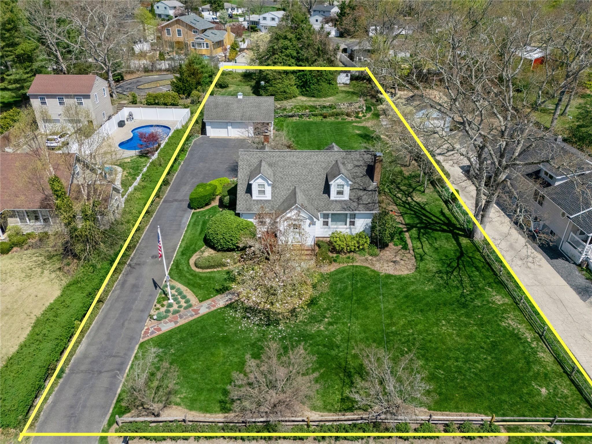 1440 Roanoke Avenue, Riverhead, New York image 41