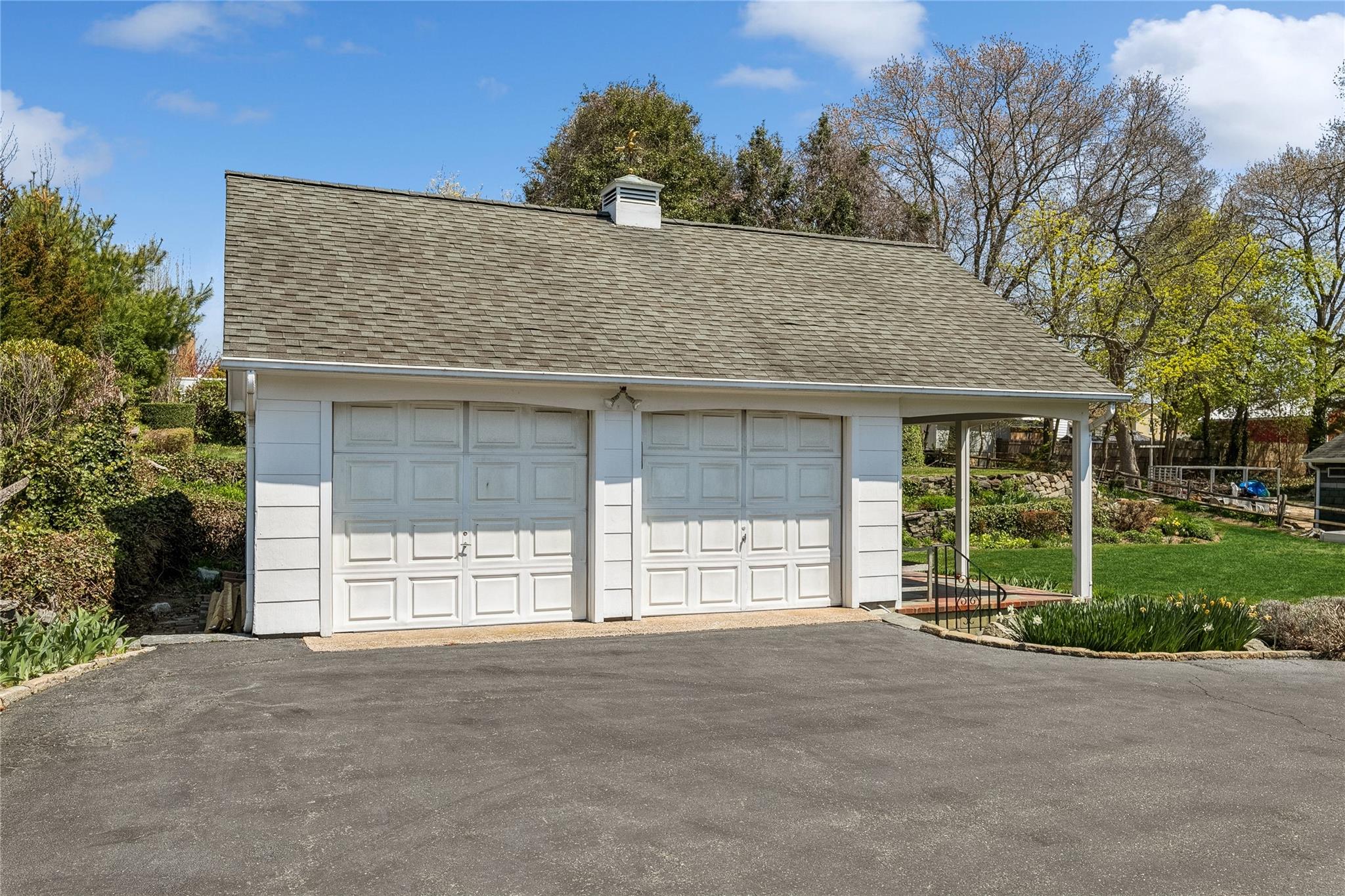 1440 Roanoke Avenue, Riverhead, New York image 37