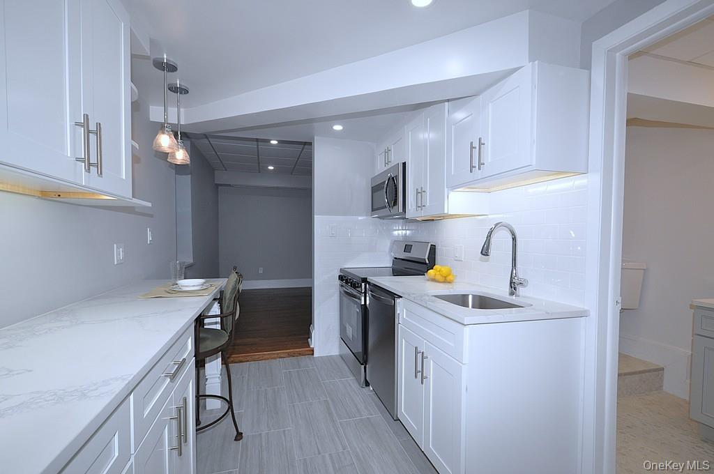 Scarsdale, New York 10583, United States, ,1 BathroomBathrooms,Residential,Active,257579