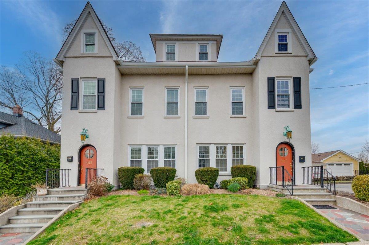 Rental Property at Seventh Avenue 405, Pelham, New York - Bedrooms: 4 
Bathrooms: 2 
Rooms: 6  - $5,900 MO.