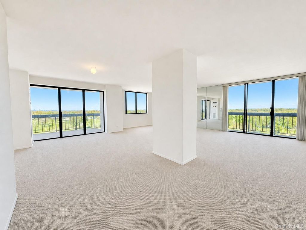 Photo of 270-10 Grand Central Parkway #11N, Floral Park, NY 11005 (MLS # 994313)