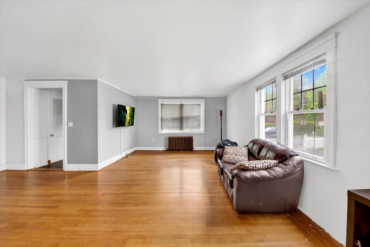 224 Hillside Avenue, Mount Vernon, New York image 10