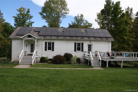 Photo of 18 Bushwick Road, Poughkeepsie, NY 12603 (MLS # 1054619)