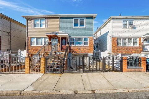 Photo of 8726 127th Street, Richmond Hill, NY 11418 (MLS # 919944)