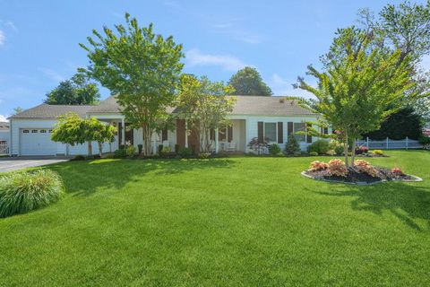 24 Bayview Place Amityville NY 11701