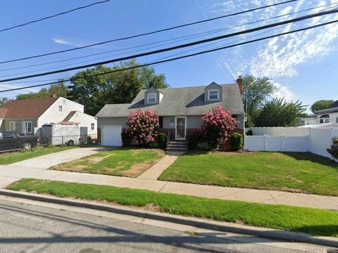 Homes For Sale - 54 Cypress Avenue<br/> Bethpage, NY 11714