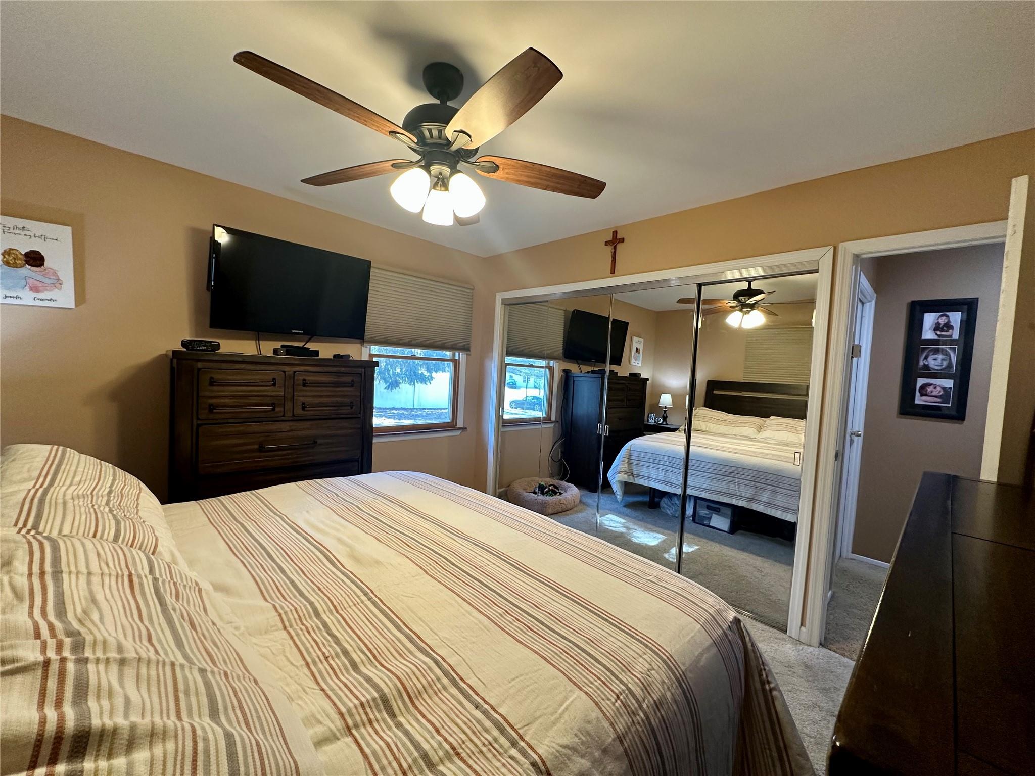 2 Hamilton Court