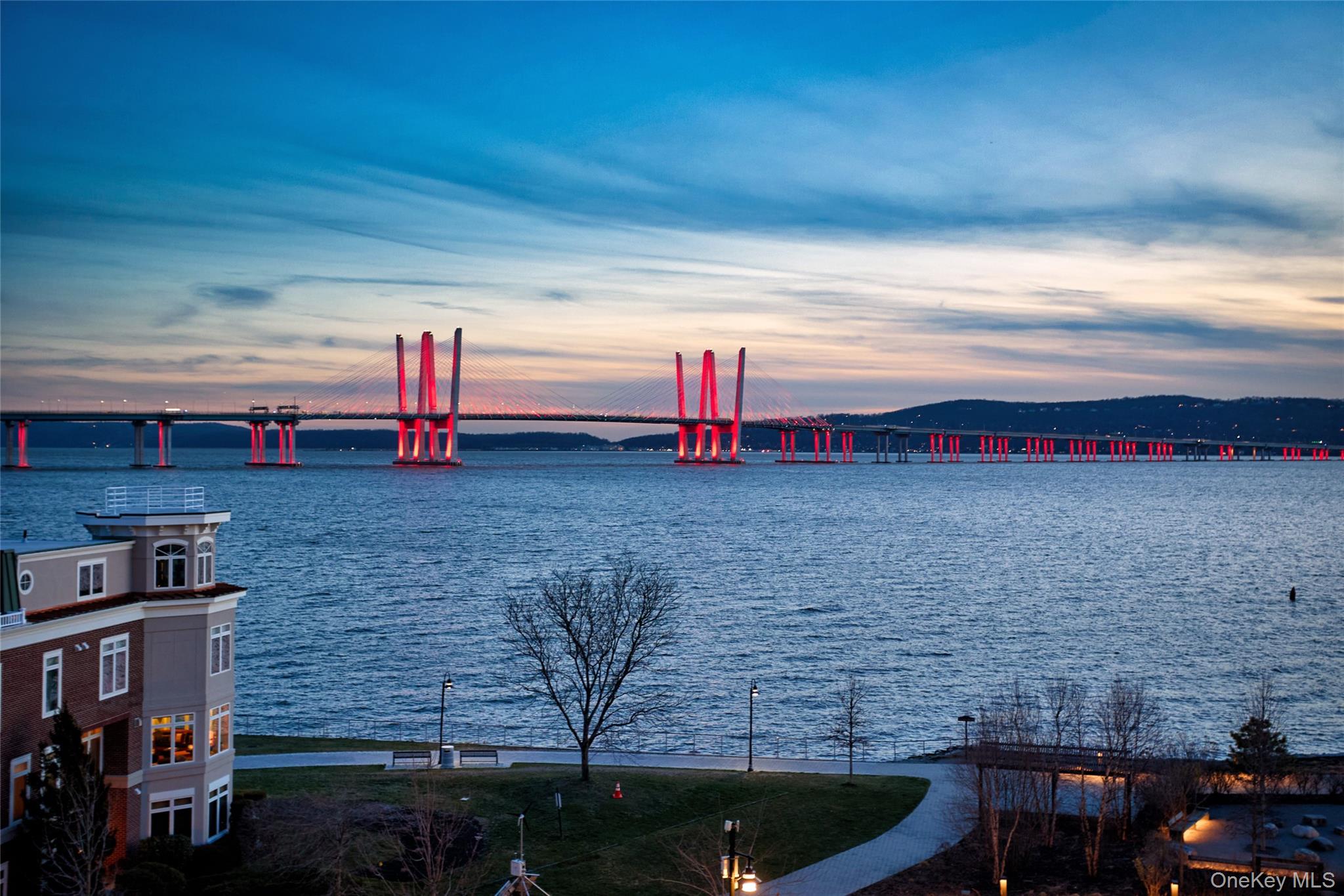 4 Lighthouse Landing 424