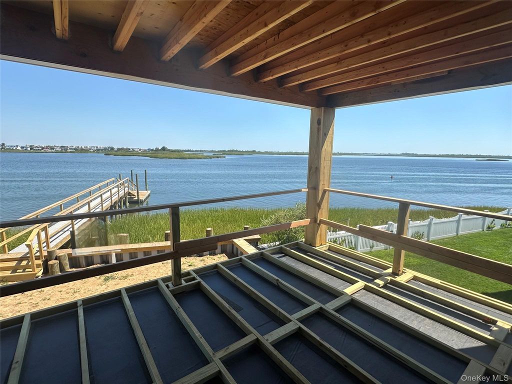 Photo of 3505 Bay Front Drive, Baldwin Harbor, NY 11510 (MLS # 921088)