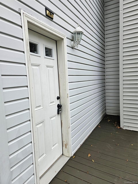 Multifamily For Rent - 157 Lincoln Avenue #2<br/> Sayville, NY 11782