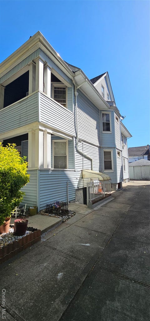 Multifamily For Sale - 627 E 32nd Street<br/> Brooklyn, NY 11210