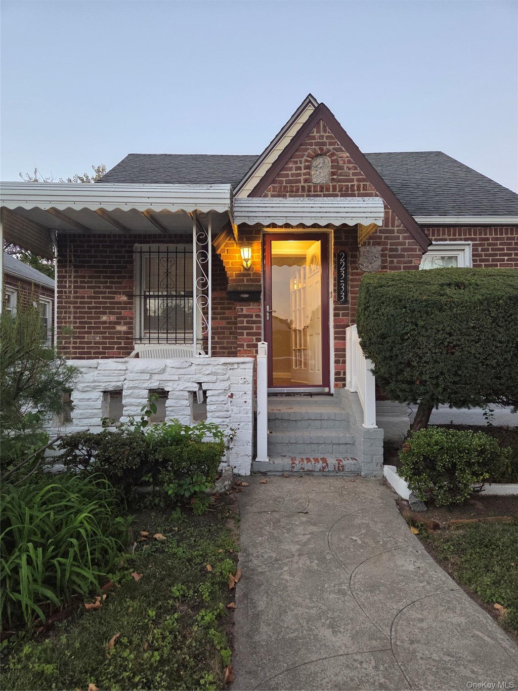 Photo of 22333 113th Drive, Queens Village, NY 11429 (MLS # 1061048)