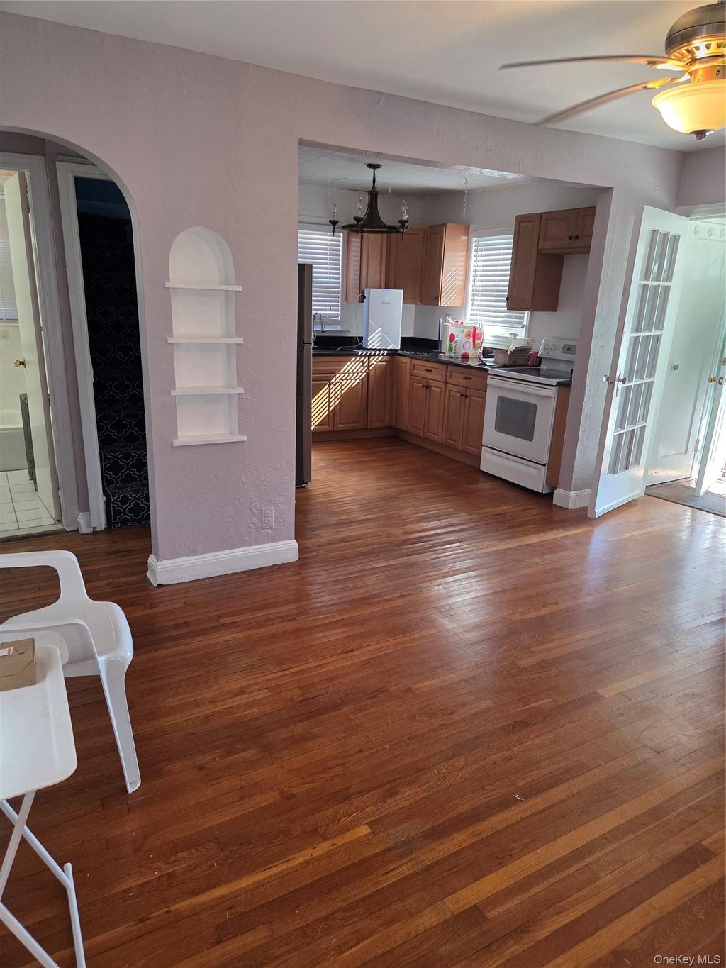 Photo of 22333 113th Drive, Queens Village, NY 11429 (MLS # 1061048)