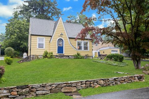 Homes For Sale - 49 Lakeview Drive<br/> Putnam County, Putnam Valley, NY 10579