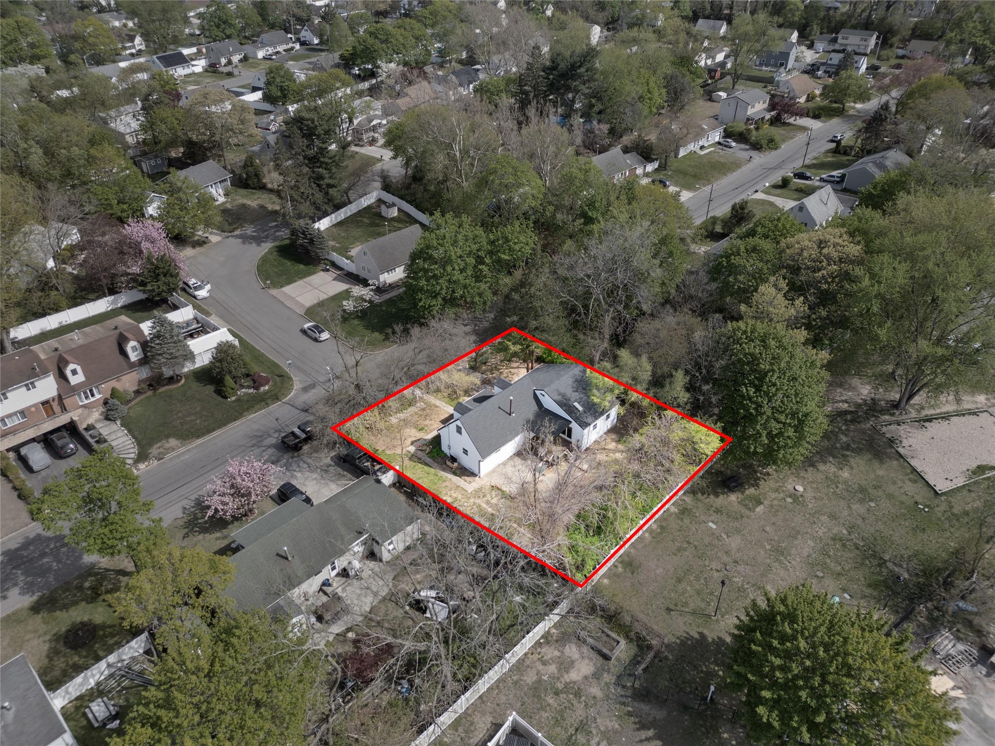 21 Lehigh Avenue, Centereach, New York image 22