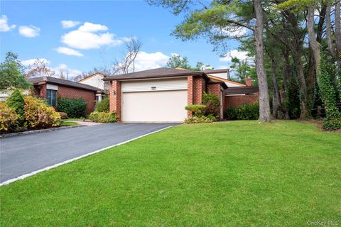 Condo For Sale - 147 Darters Lane<br/> Manhasset, NY 11030
