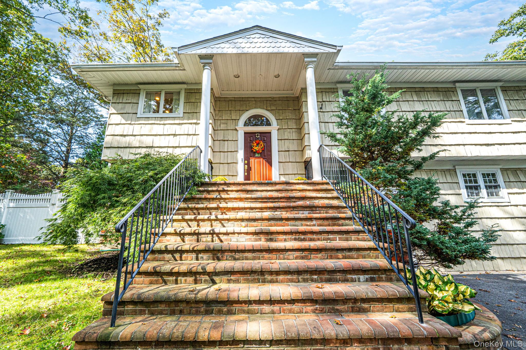 6 Wyandanch Boulevard - Photo 3