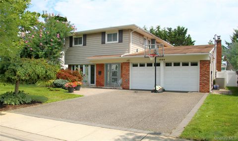 1944 Lowell Lane Merrick NY 11566