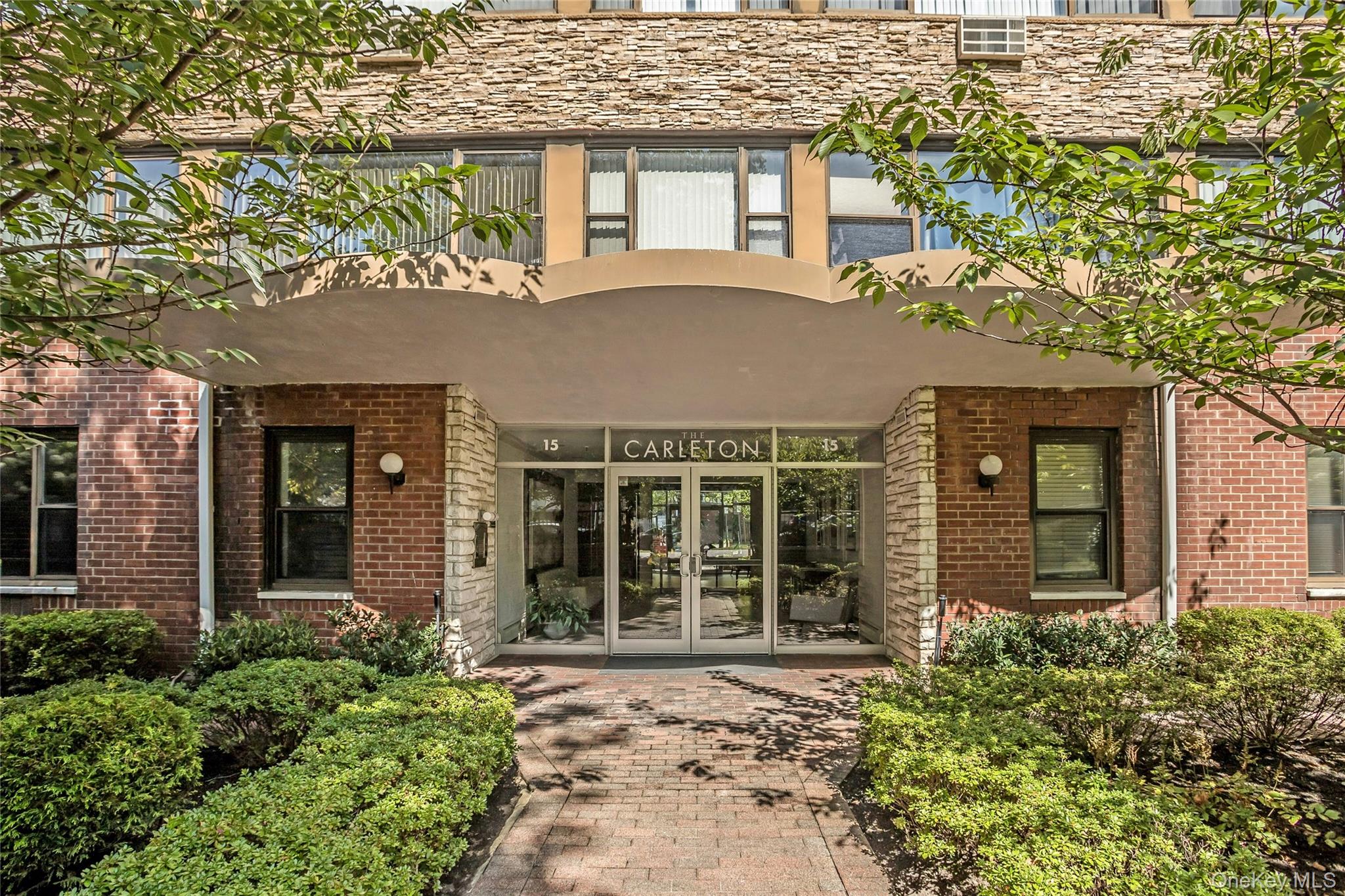 15 Hill Park Ave Avenue 1C