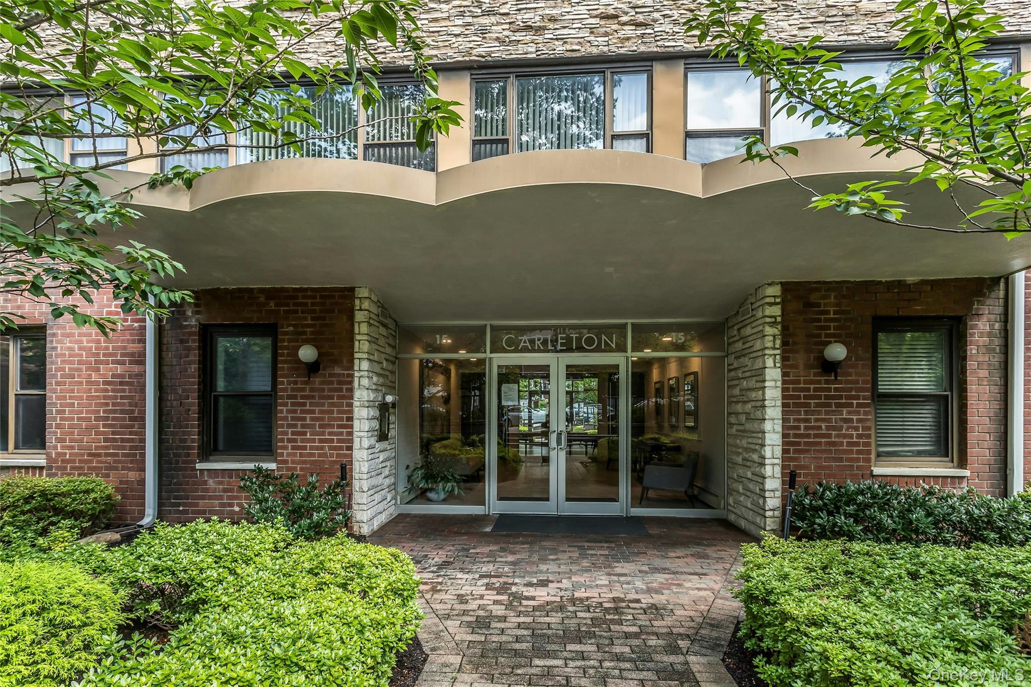 15 Hill Park Ave Avenue 1C