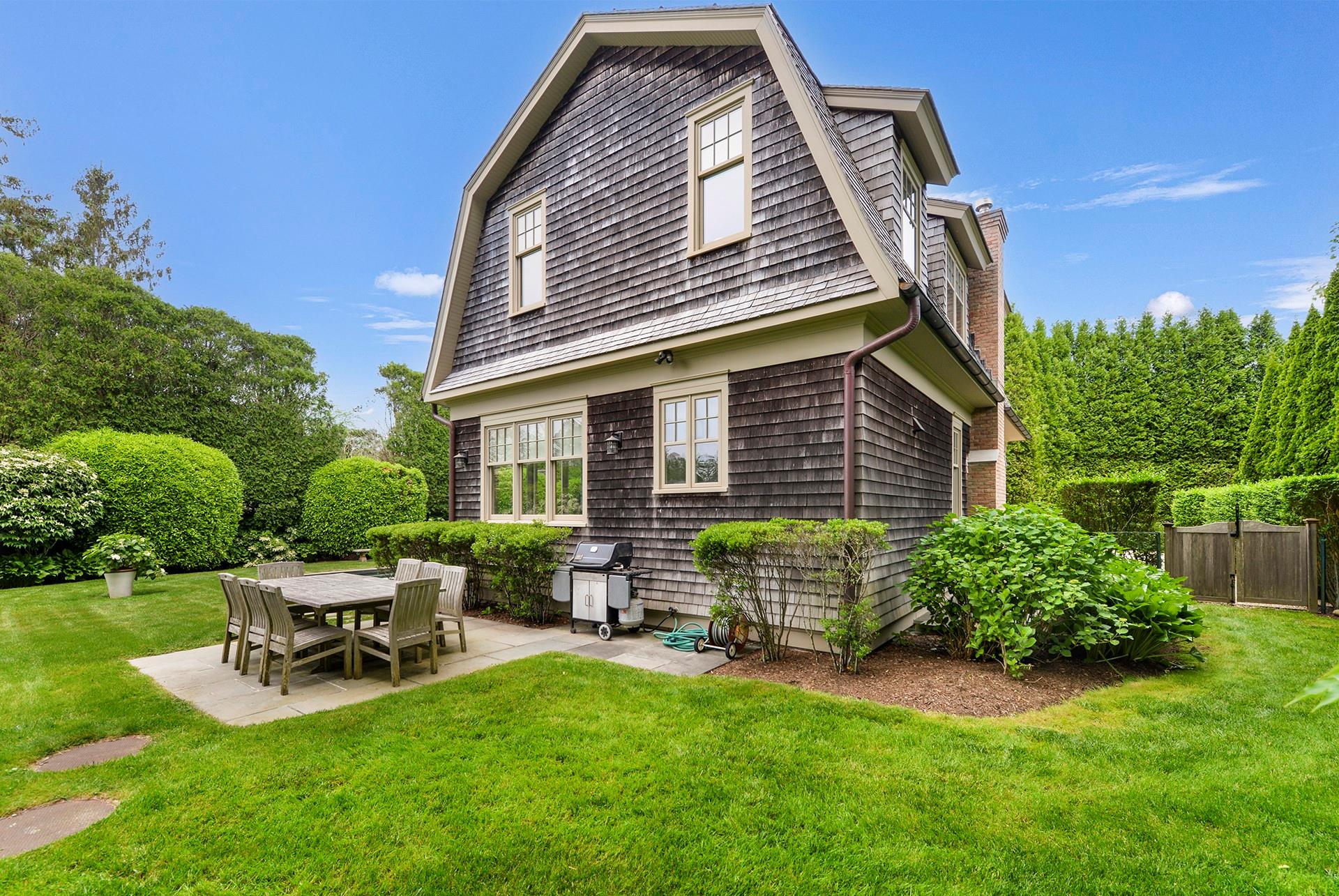 1 Palma Terrace, East Hampton, New York image 18