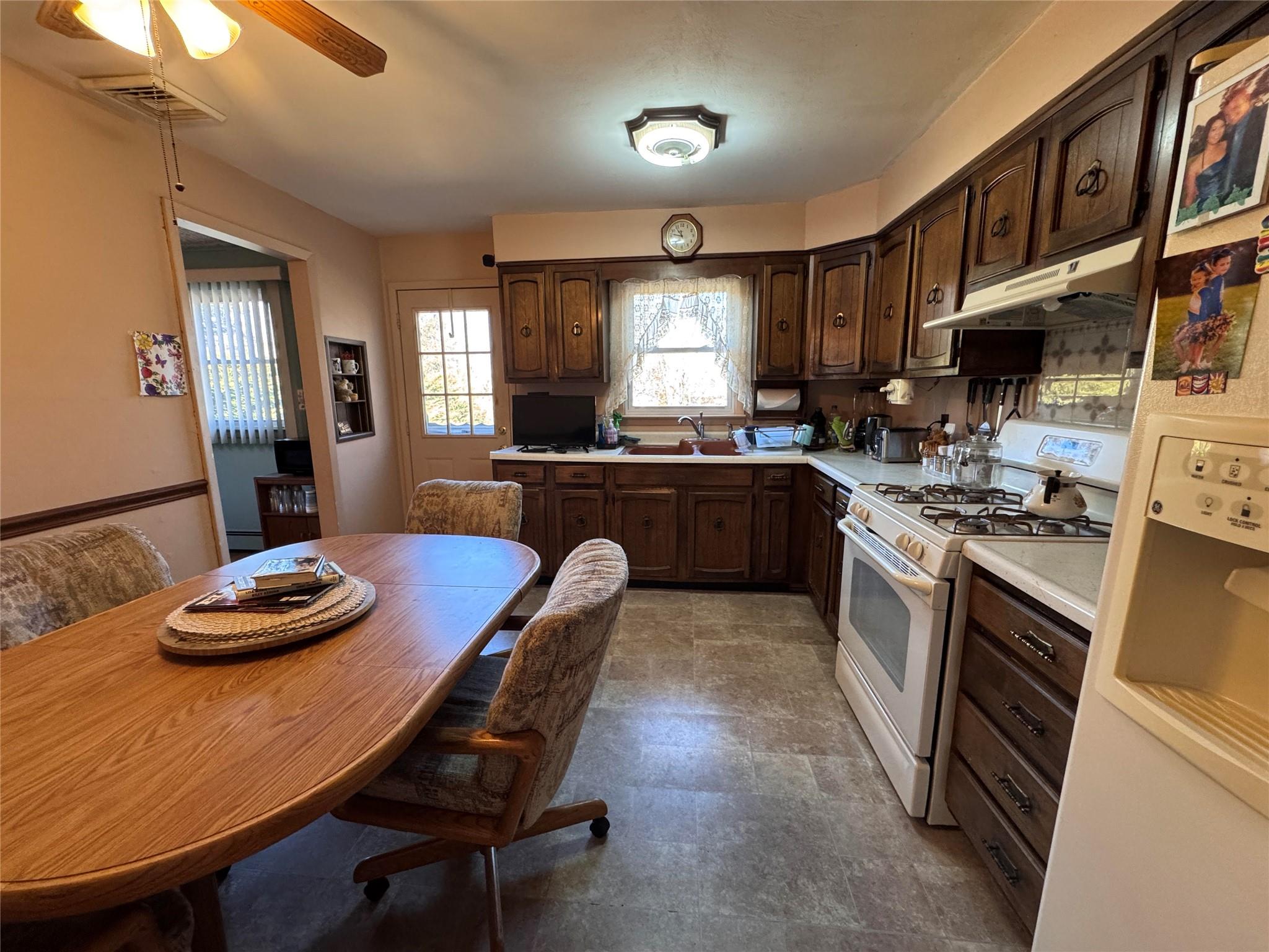79 Inwood Avenue, Selden, New York image 5