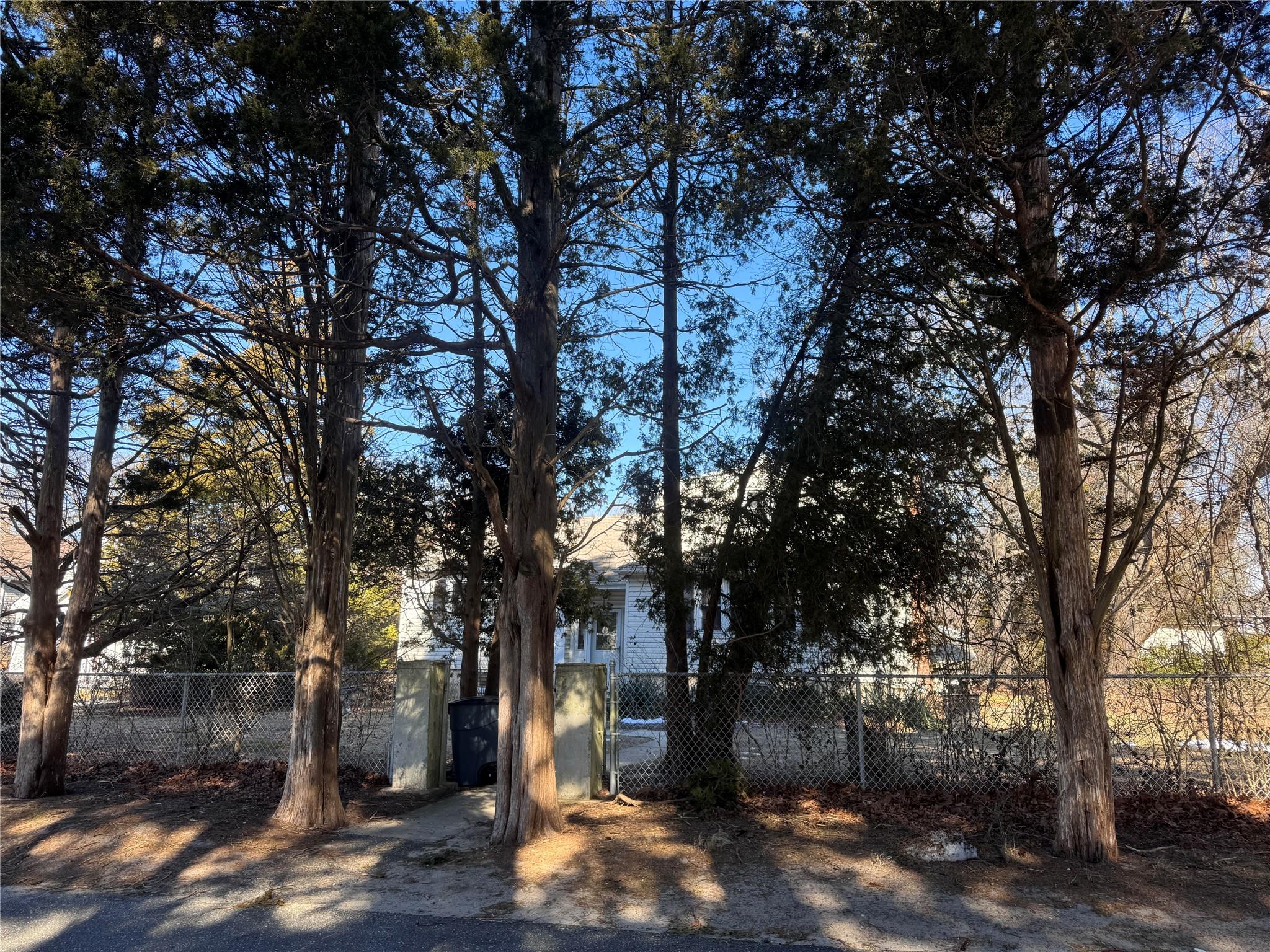 79 Inwood Avenue, Selden, New York image 3