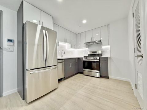 Condo For Sale - 13450 Blossom Ave #4F<br/> Flushing, NY 11355