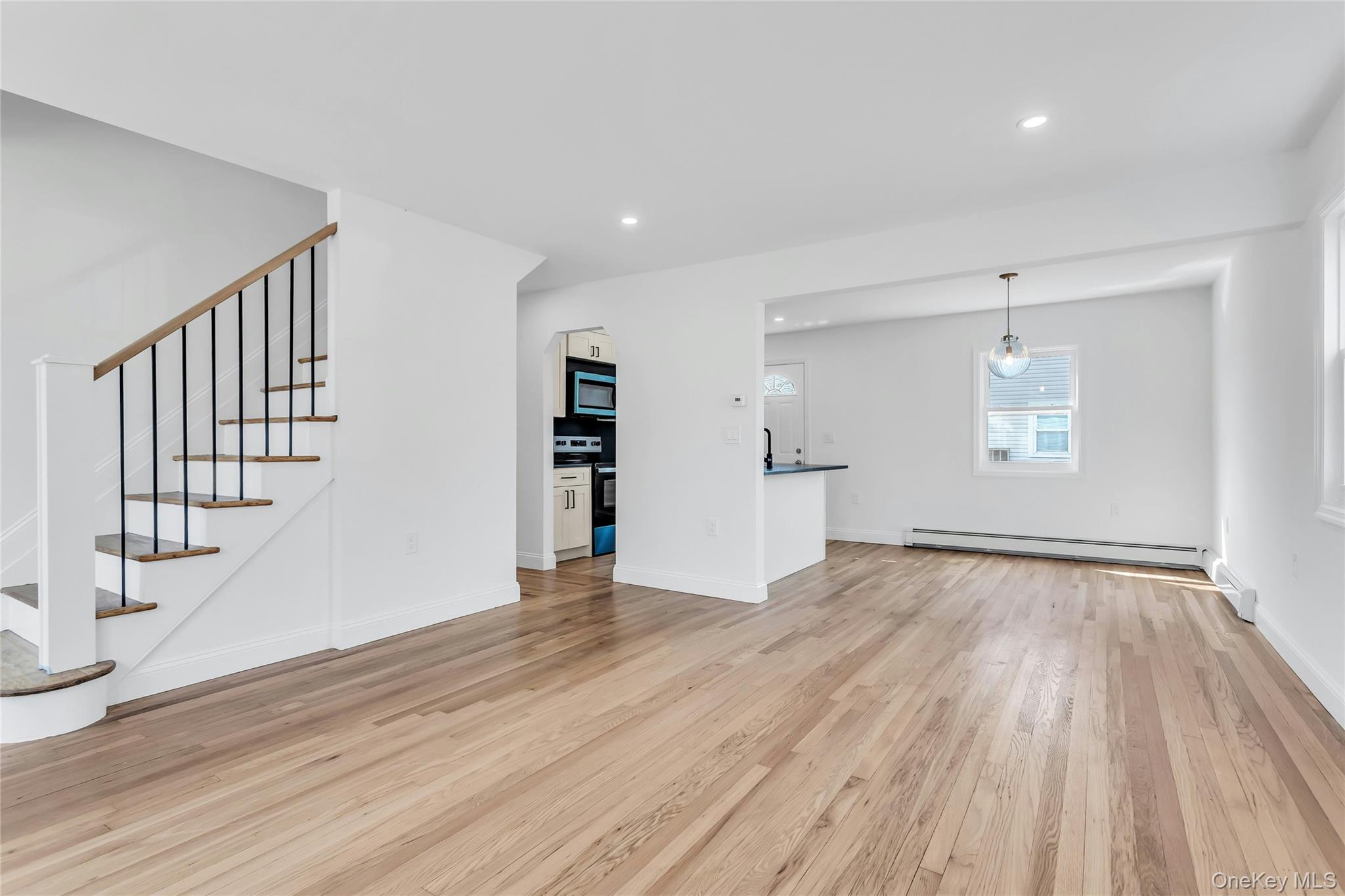 1047 Windermere Road