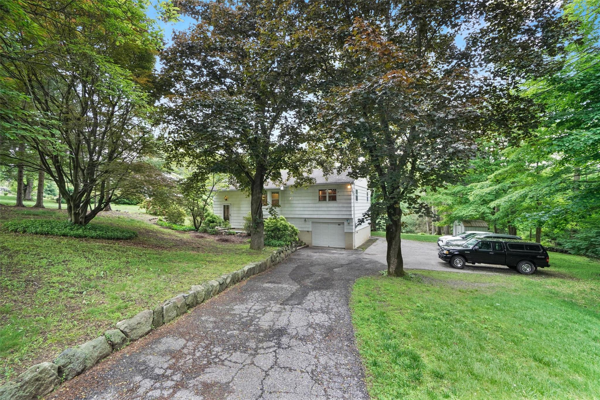 88 Shear Hill Road, Mahopac, New York image 2