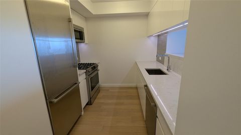 138-35 39 Avenue 14M Flushing NY 11354