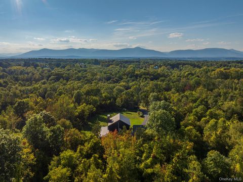 249 Old Saw Mill Road Germantown NY 12526