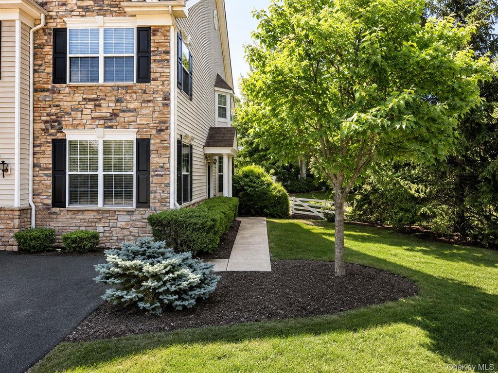 Photo of 116 Barr Lane, Monroe, NY 10950 (MLS # 1030324)