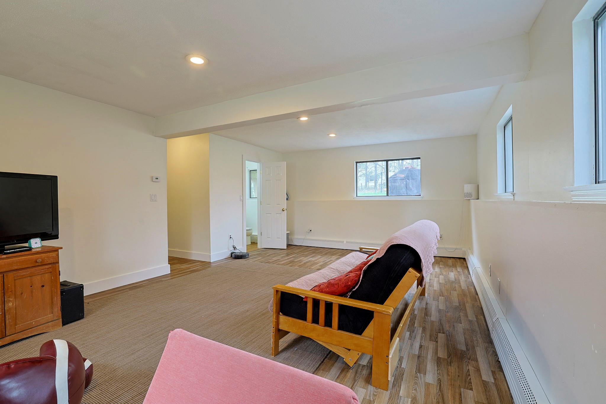 25 Wedgewood Lane, Middletown, New York image 30